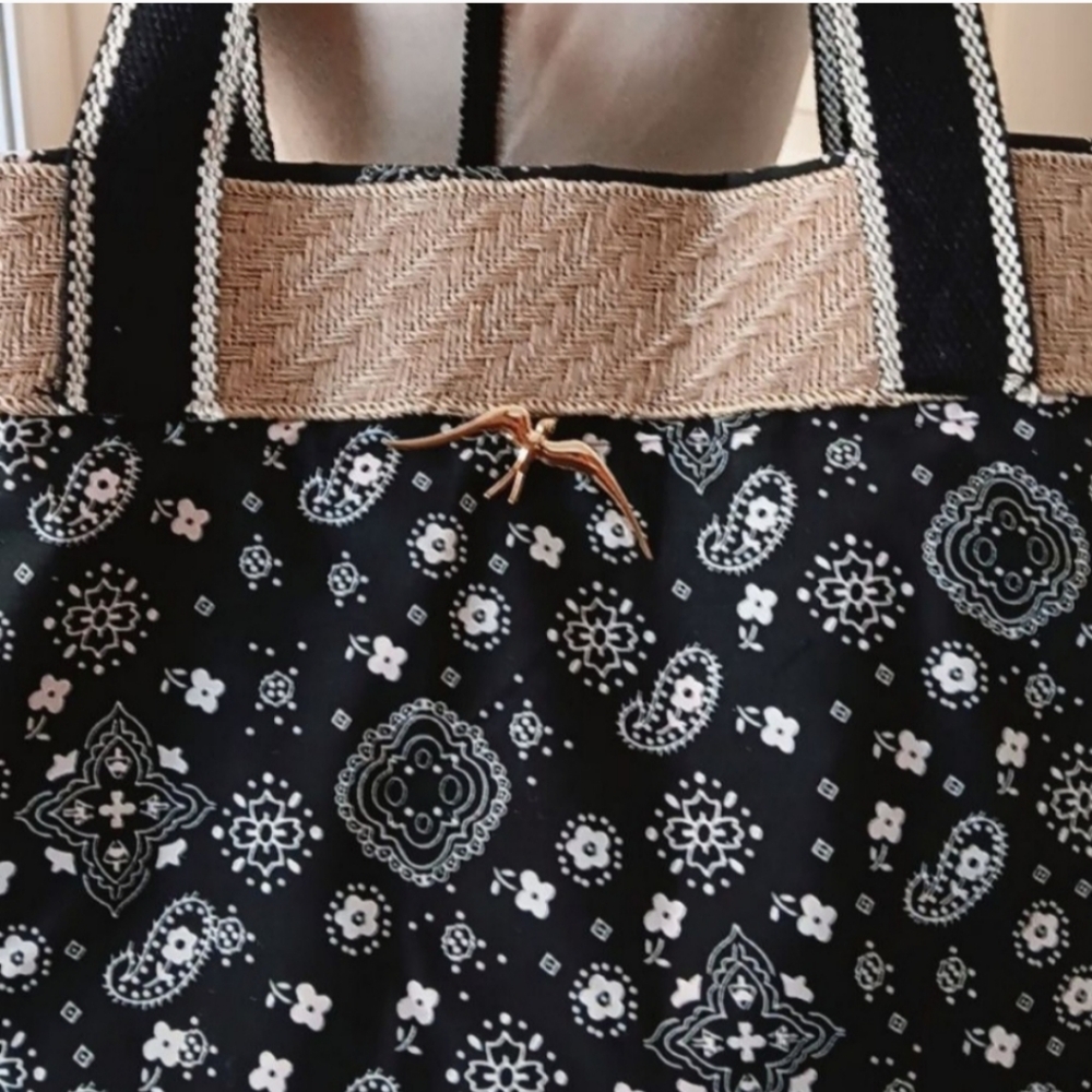 Black and Tan Patterned Tote Bag